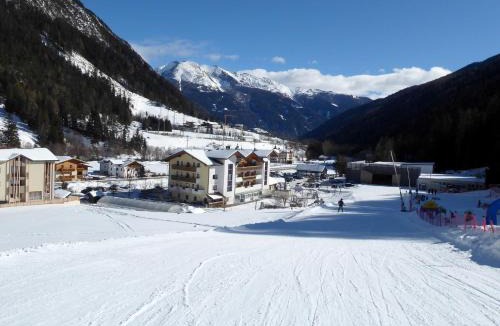 Brennero Hotel | Hotel Bergkristall