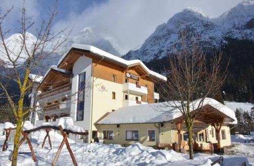 Brennero Hotel | Hotel Bergkristall