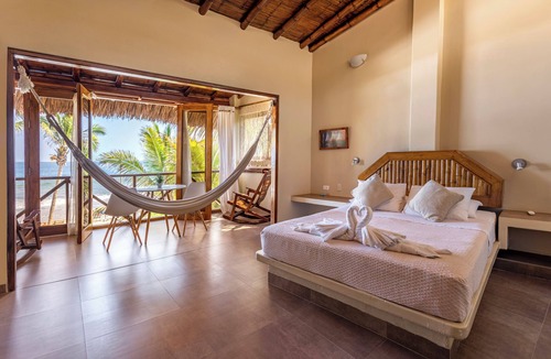 Las Pocitas Hotel | Hotel Casa de playa Mancora