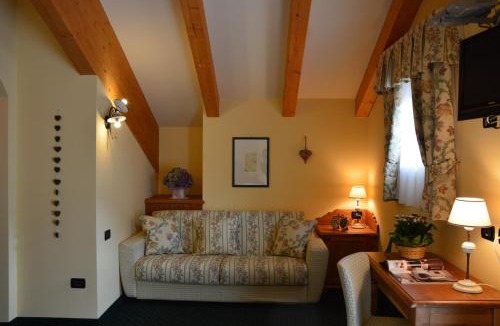 San Giovanni di Fassa Hotel | Hotel Garnì Carpe Diem