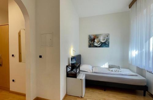Laives Bed & Breakfast | Hotel Garni Grüner Baum (Albero Verde)