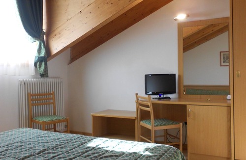 Nembia Hotel | Hotel Garni Lago Nembia