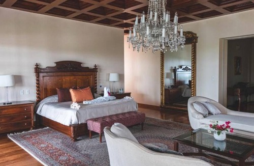 Salas Hotel | Hotel & Hacienda La Caravedo