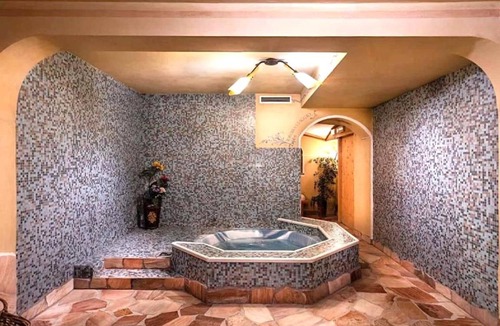 Madonna di Campiglio Hotel | Hotel ∙ 3 guests