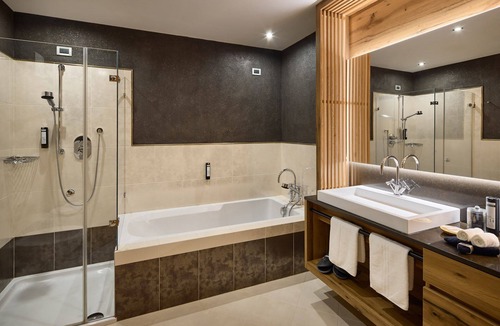 La Villa Hotel | Hotel La Majun