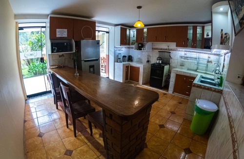 Calca Hotel | Hotel Los Laureles