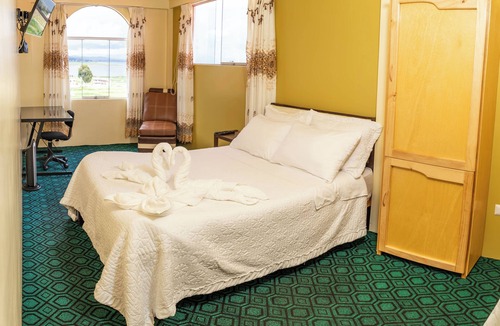 Yunguyo Hotel | Hotel Summita