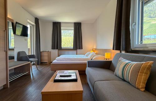 Cermes Hotel | Hotel Törggelehof