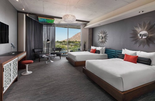Arts District Resort | Hotel Valley Ho