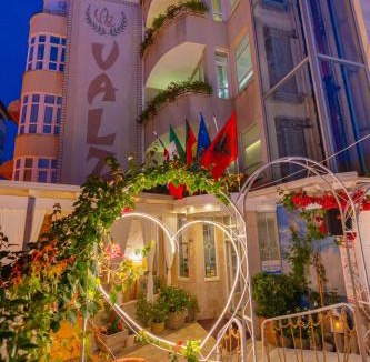 Velipoje Hotel | Hotel Valz