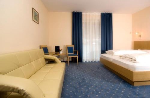 Pianizza Di Sopra Hotel | Hotel Weingarten