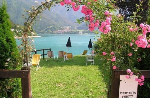 Val Maria-Pur Apartment | House 40 sqm max 4 people, ground floor [Pur area] 100 mt from the lake