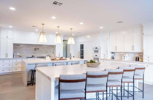 Cactus Acres House | HÓZHÓ Luxe | Lazy River, Pool & Pickleball Court