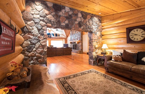 Payson Cabin | *HUGE* 🌲 Country Club Estate in Payson Tonto National Forest - Sleeps 20+ 🦌