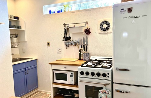 Nogales House | HummingBird Casita at Birdsong Retreat