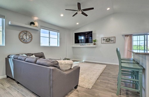 Hurricane Apartment | Hurricane Getaway w/Yard - 25 Mi to Zion!