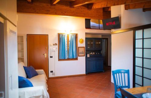Trento Old Town Apartment | Il Nettuno Chalet Stile Rustico in Centro Città