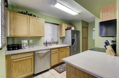 Central Scottsdale Condo | Immaculate 3 bed/2 full bath condo central Scottsdale.