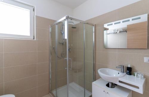 Canale di Tenno Apartment | Infinity View Garda lake