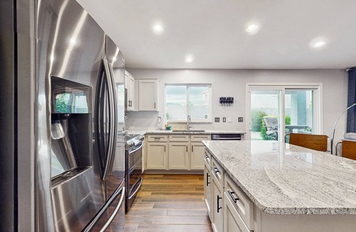 Estrella Vista House | Inviting home with patio, enclosed yard, fireplace, office, streaming, W/D, AC