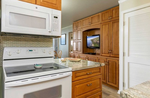 Maalaea Condo | Island Sands Unit 206 Direct Oceanfront View. Enjoy the saltwater oceanfront swimming pool.