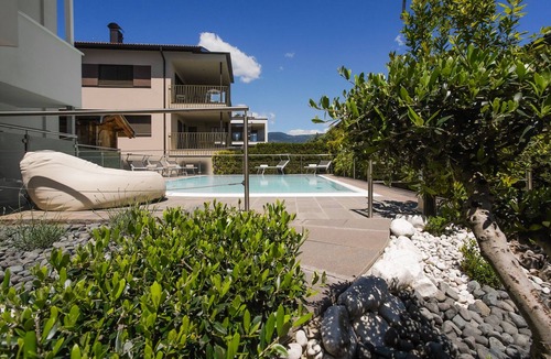 Appiano Sulla Strada del Vino Apartment | Holiday Apartment "Apartment Wieser 3" with Mountain View, Heated Pool & Wi-Fi