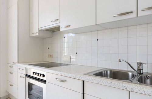 Tramin Apartment | Apartment 'Sonnenresidence Alpenhof' with Mountain View, Balcony and Wi-Fi