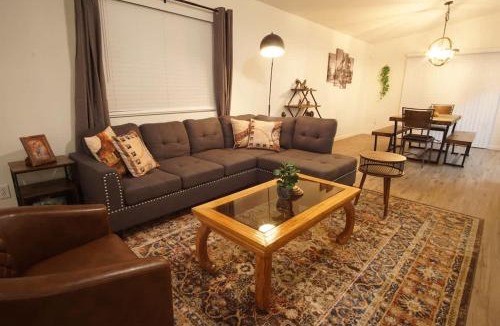 Tucson House | Javelina Haven with Hot Tub Near Hiking and Downtown