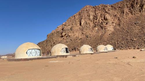 Wadi Rum Hotel | Juliet Rum & Bubbles