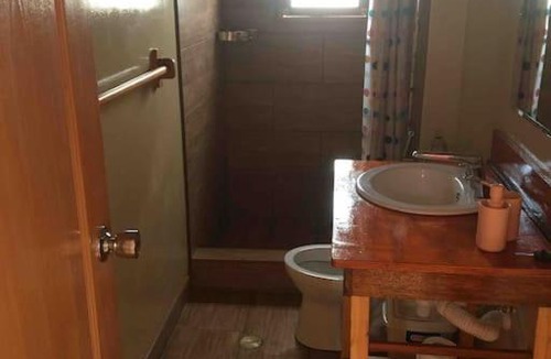 Colan Apartment | Kalani Heights Cute Little Pool Apartment