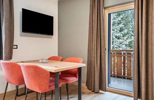 Campitello di Fassa Apartment | Kamerloy Apartments B