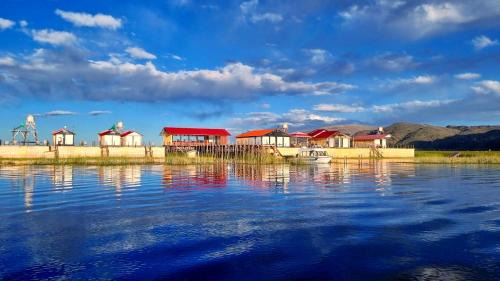 Puno House | kantuta Lodge Uros