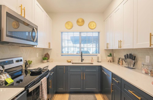 North Scottsdale Condo | King Bed | Biker & Hiker Paradise | Updated Condo