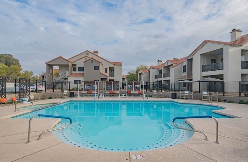 North Scottsdale Condo | King Bed | Biker & Hiker Paradise | Updated Condo