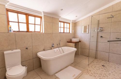 Camperdown Cabin | Kingfisher Inn