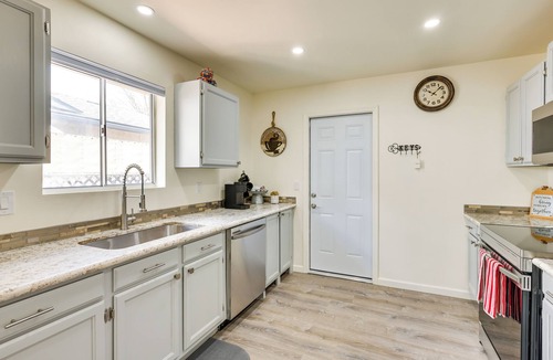 Kingman House | Kingman Vacation Rental w/Yard + Fire Pit