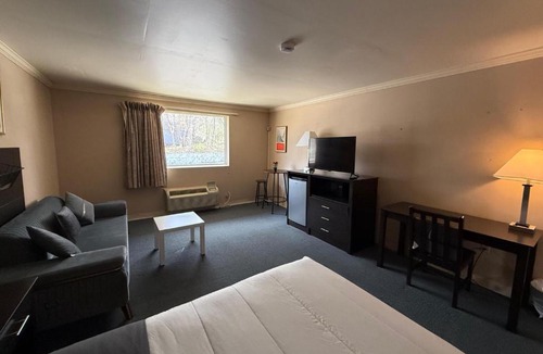 Phoenixville Hotel | Kiteville Phoenixville