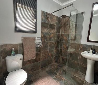 Emadlangeni Ski Chalet | Kufihliwe Lodge
