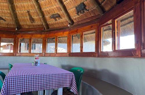 Dundee House | Kwakunje guest lodge