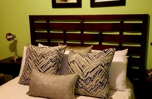 Vryheid House | Kwantulindawo Guesthouse Vryheid
