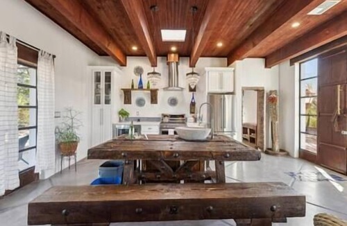 El G.H.E.K.O. House | La Casa Que Canta " The House That Sings"