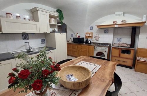 Baselga di Pine Apartment | LA FONTANA large and comfortable, with 3 bedrooms, terrace and Wi-Fi