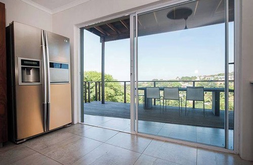 La Lucia Apartment | La Lucia Home with a View