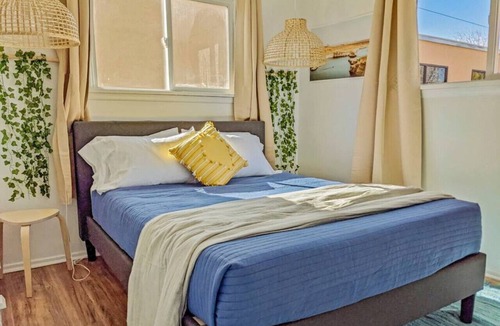 Kanab House | Lake House Escape | Venture Base | Hot Tub | Pool