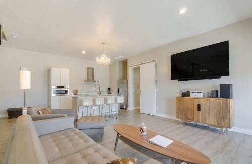 Big Water Villa | Lake Powell Sunrise Villa by Antelope Canyon with firepit and scenic views