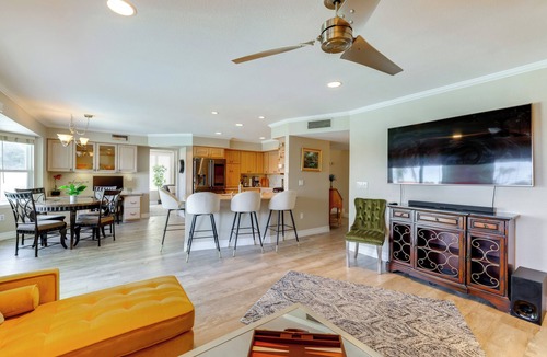 Lakewood Cottage | Lakefront Living! Huge Phoenix Home w/Dock, Pool