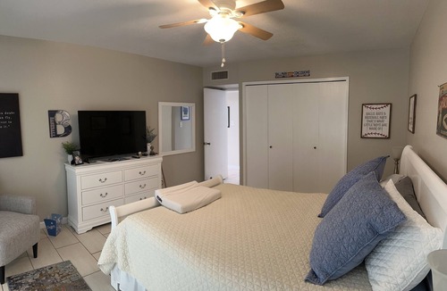 Litchfield Park House | Lakehouse in Old Litchfield Park