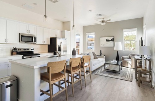 Oro Valley Apartment | Landing | Amazing 1BD, Pool