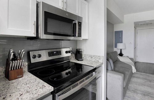 Tempe Apartment | Landing | Amazing Studio, Rooftop Lounge, Gym