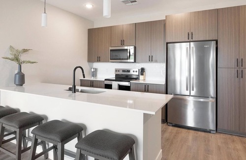 Goodyear Apartment | Landing | Chic 2BD, Gym, Clubhouse